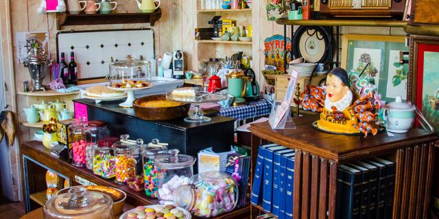Librairie salon de thé Un air de Famille, Bécherel