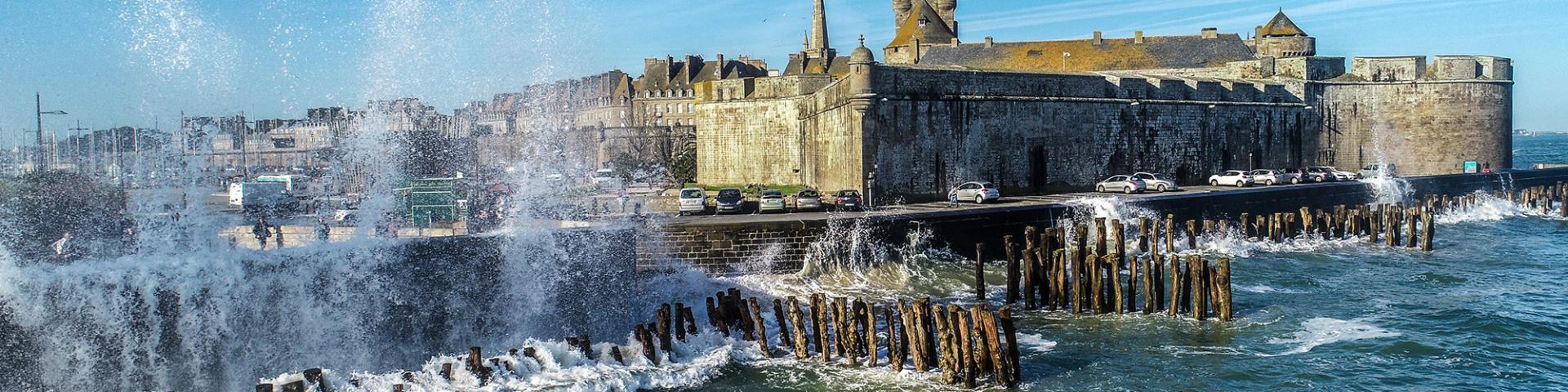 Largest tides in Saint-Malo