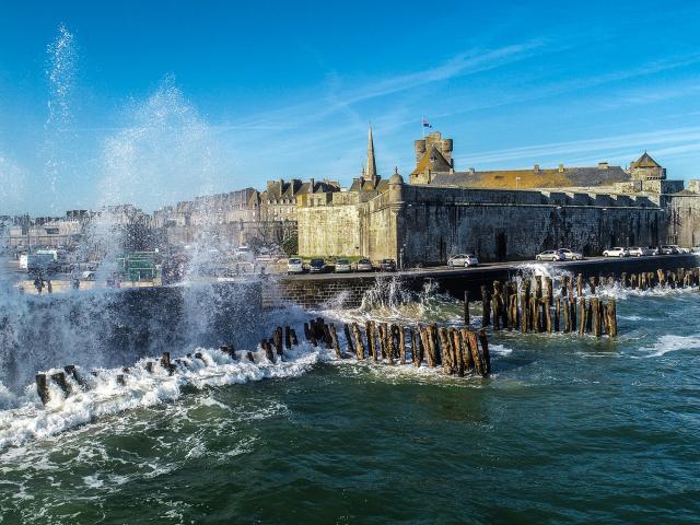 Largest tides in Saint-Malo
