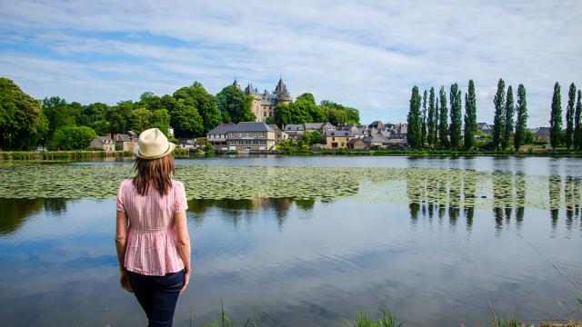 Le Lac Tranquille au pied du château de Combourg