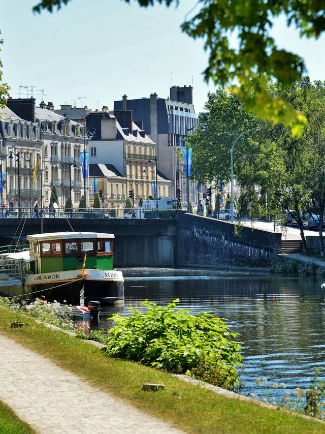 Barge in the town centre of Rennes